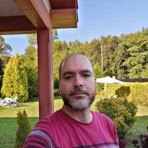 Antonio Bravo Gutiérrez Perfil