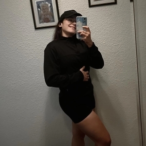 Jenneva Marín López Perfil