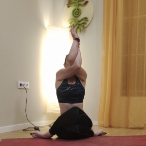 yoga TERAPÉUTICO.png