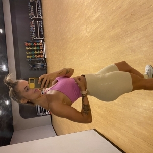 Elena artola bolaños Perfil
