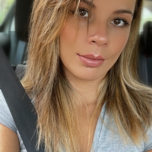 Aline Fabielly Carneiro Perfil
